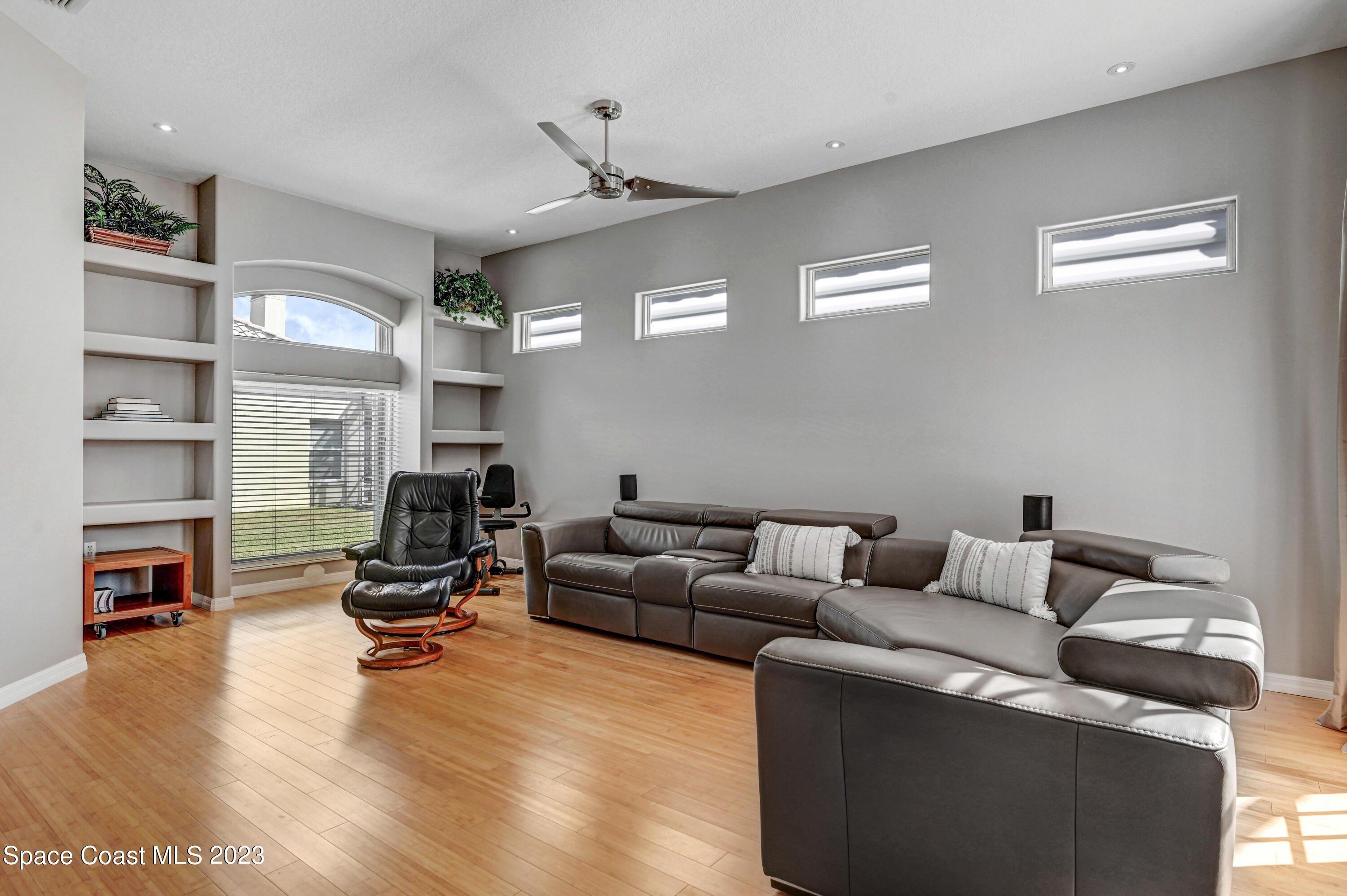 Carmel Dr, Melbourne, FL 32940