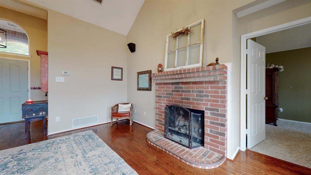 N Cascades St, Fort Worth, TX 76137
