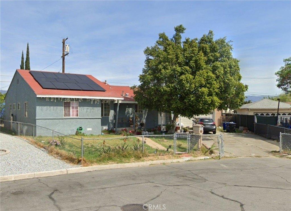 W Grove St, Rialto, CA 92376
