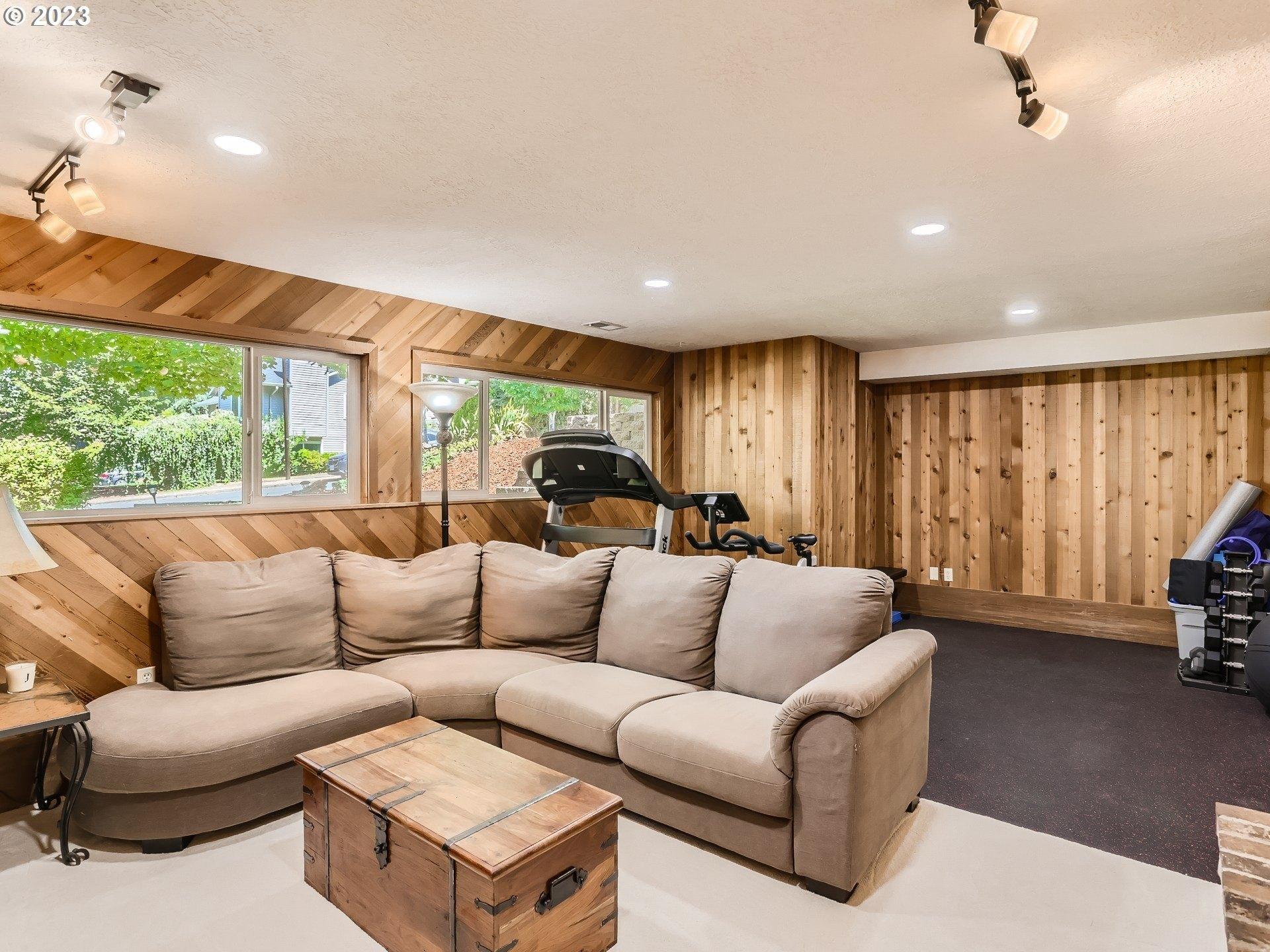 Sw Coquille Dr, Tualatin, OR 97062