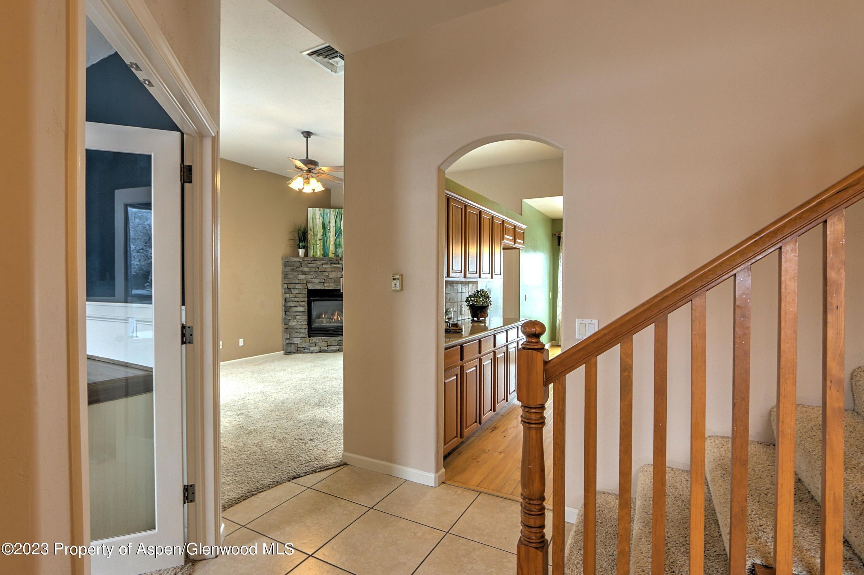 Lupine Ln, Parachute, CO 81635