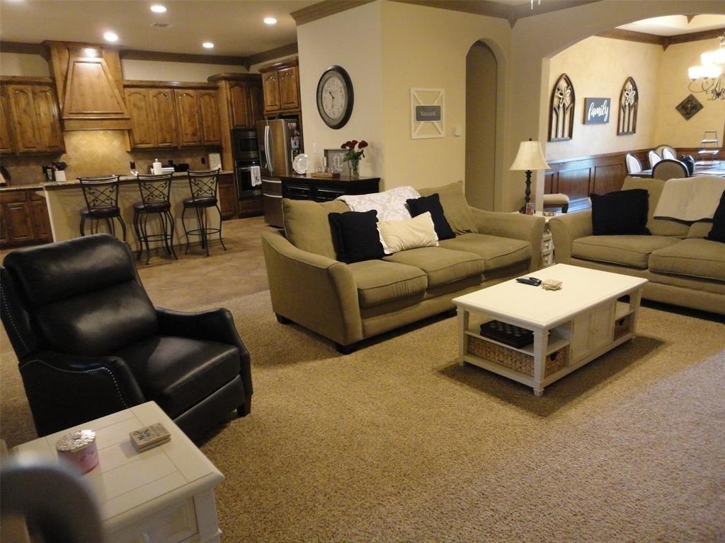 Delaware Dr, Mansfield, TX 76063