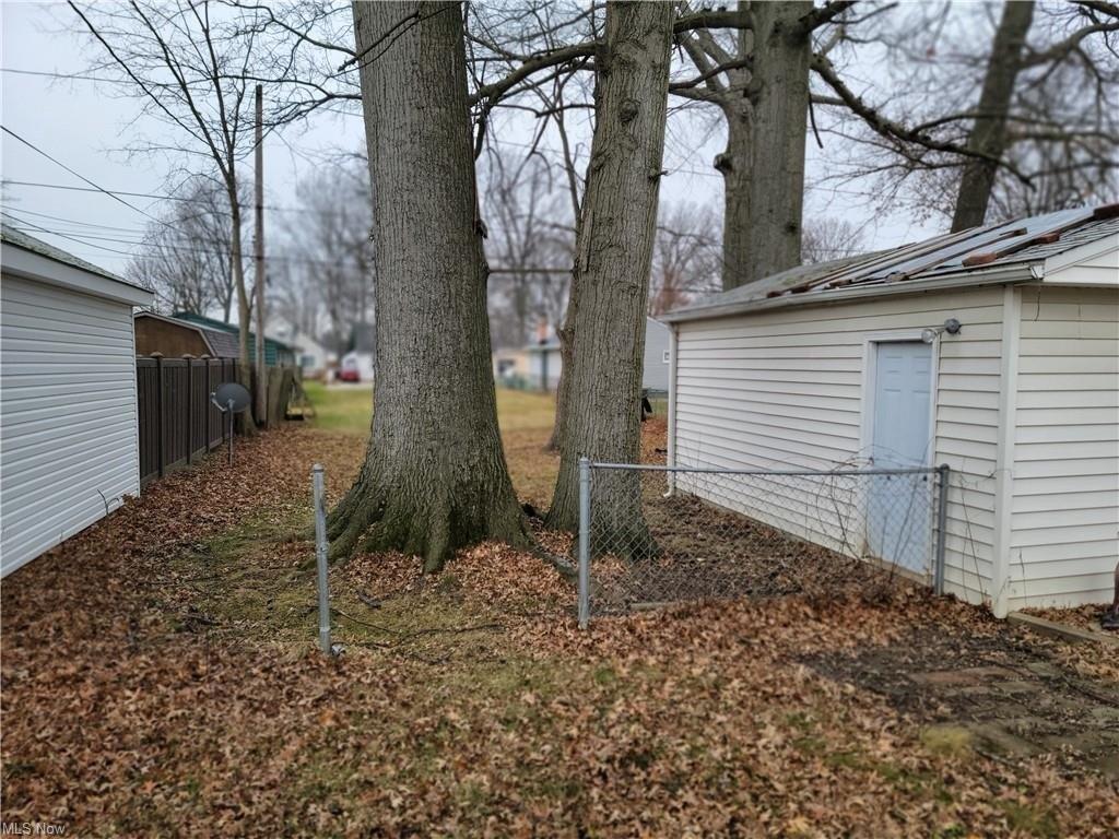 Boston Ave, Elyria, OH 44035