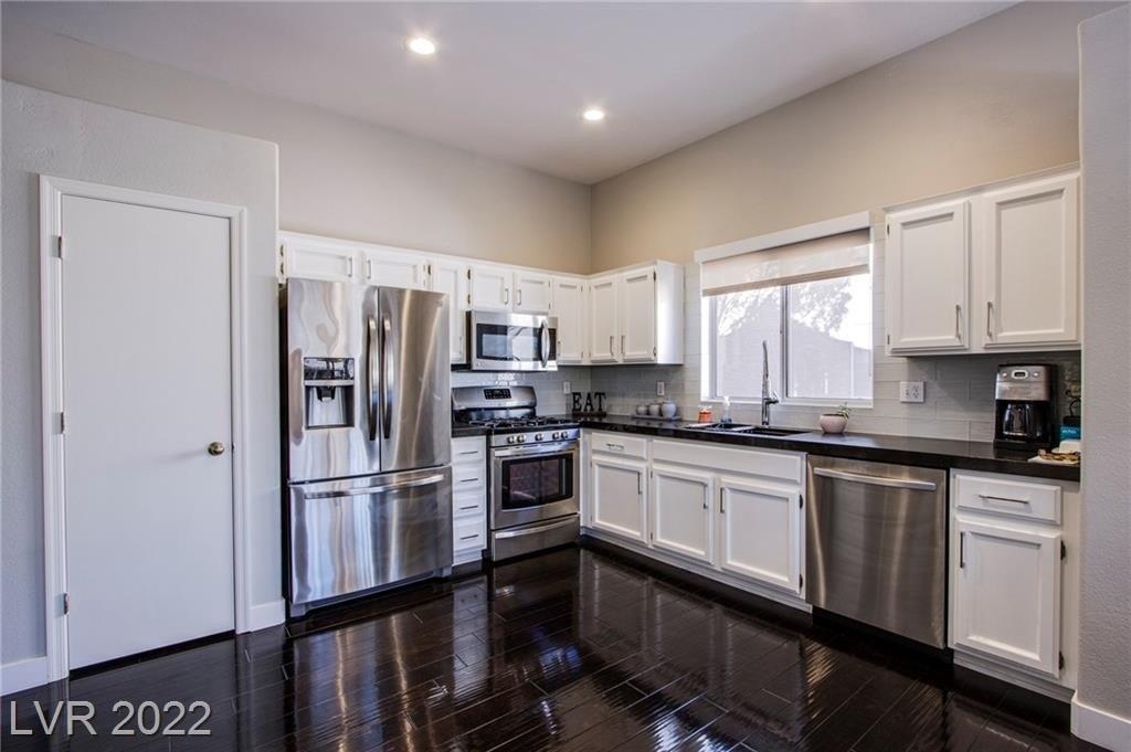 Poppywood Ave, Henderson, NV 89012