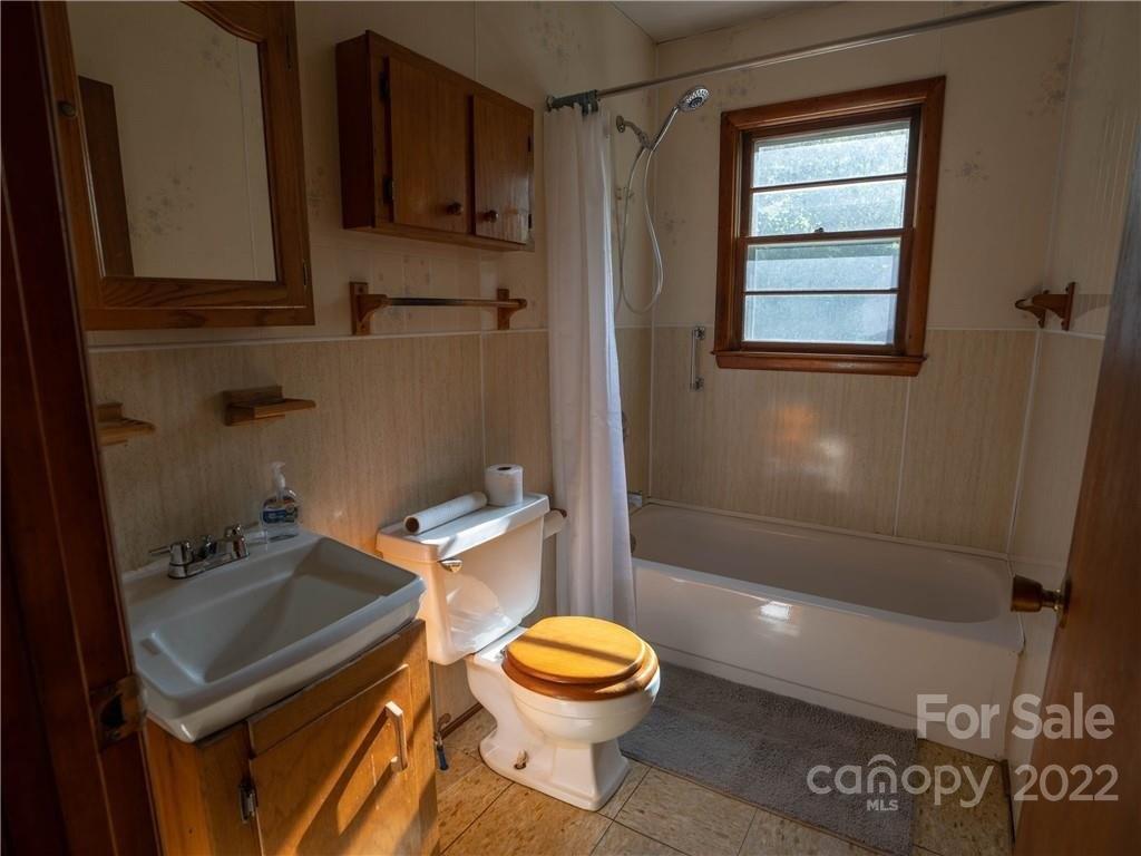 Rush Fork Rd, Clyde, NC 28721