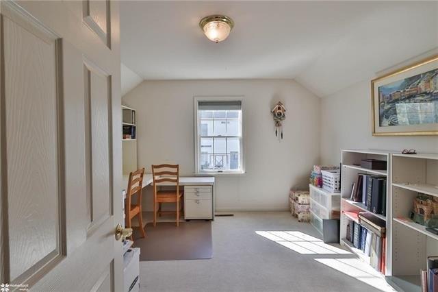 York Dr, Orefield, PA 18069