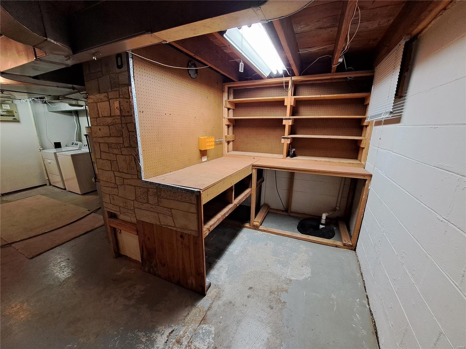 Midland Blvd, Saint Louis, MO 63114