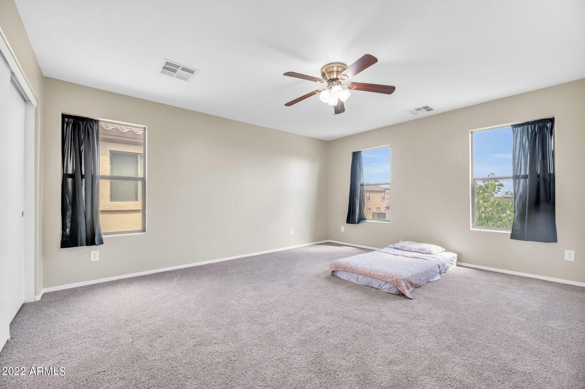 E Whitehall Dr, San Tan Valley, AZ 85140
