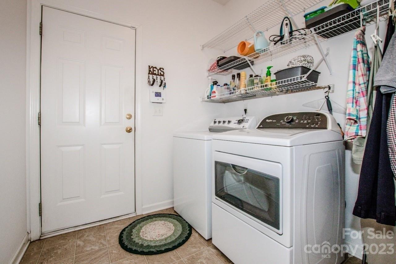 Broadleaf Loop, Mooresville, NC 28115