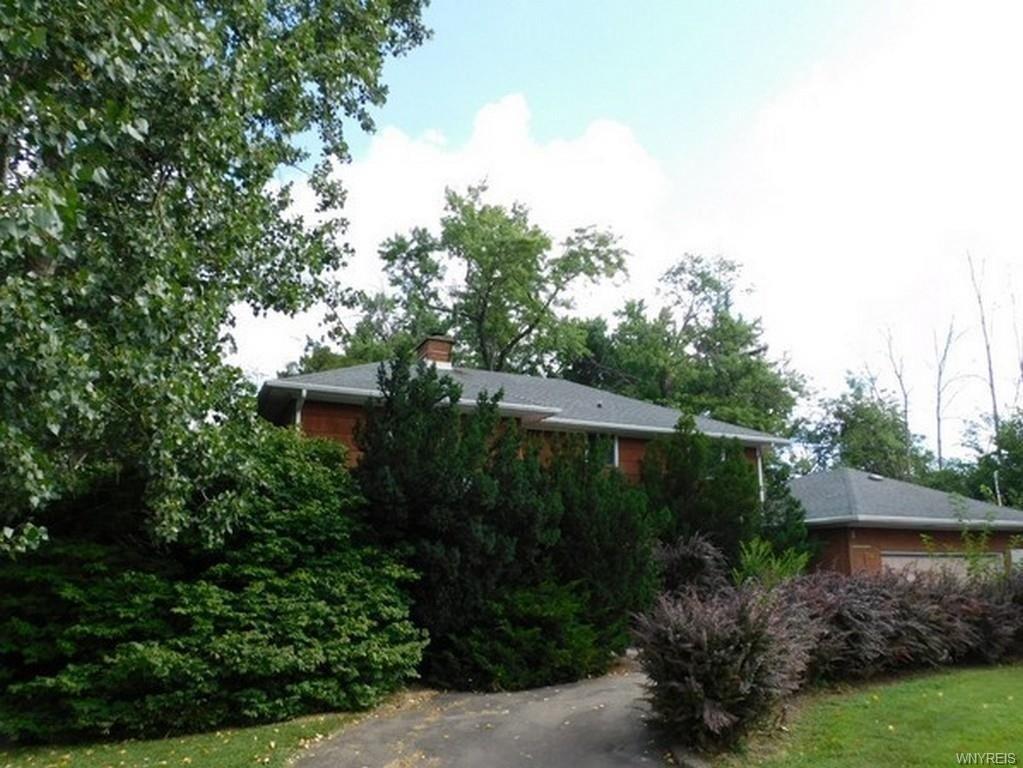 Roosevelt Ave, Niagara Falls, NY 14305