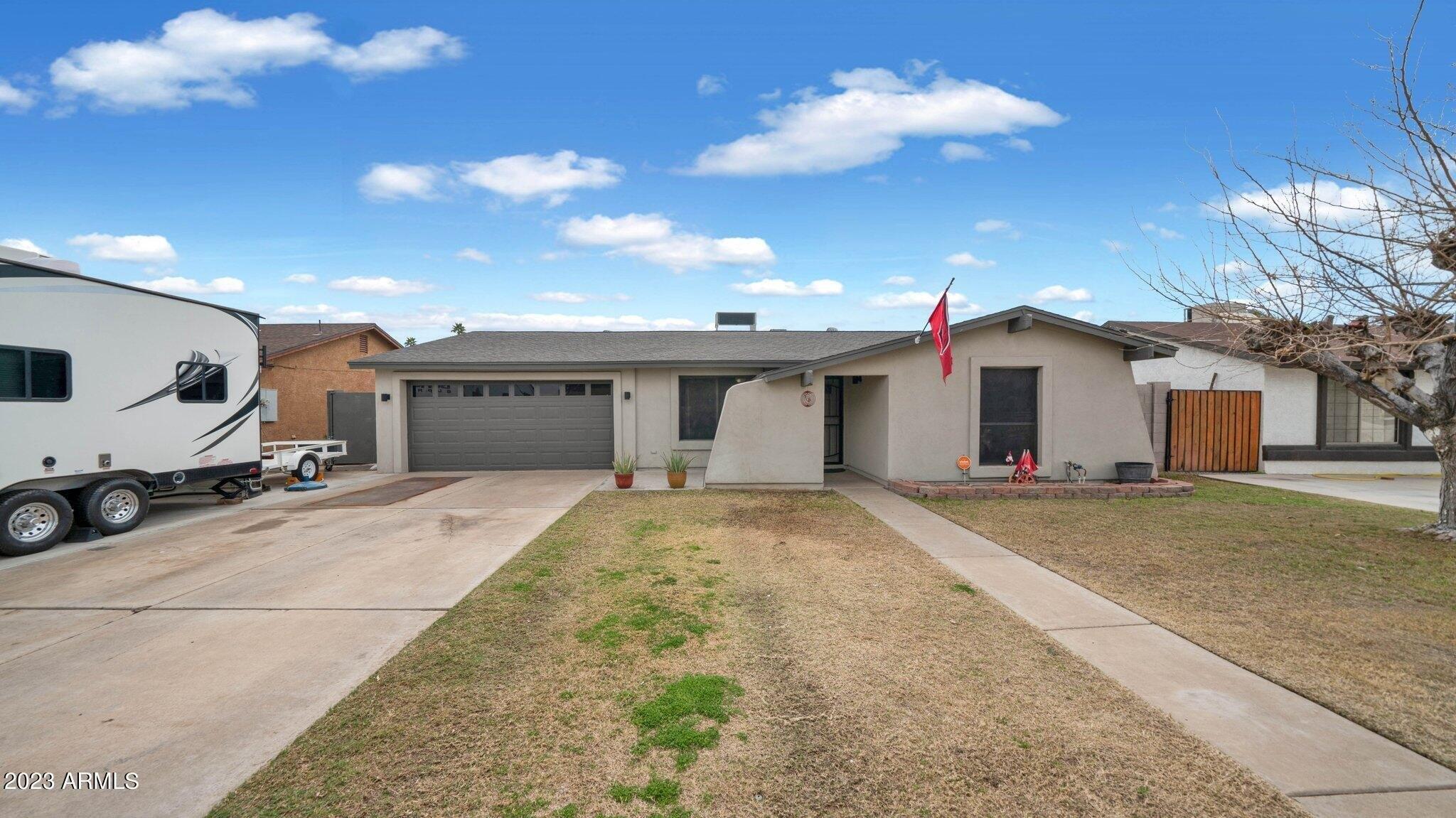W Heatherbrae Dr, Phoenix, AZ 85033