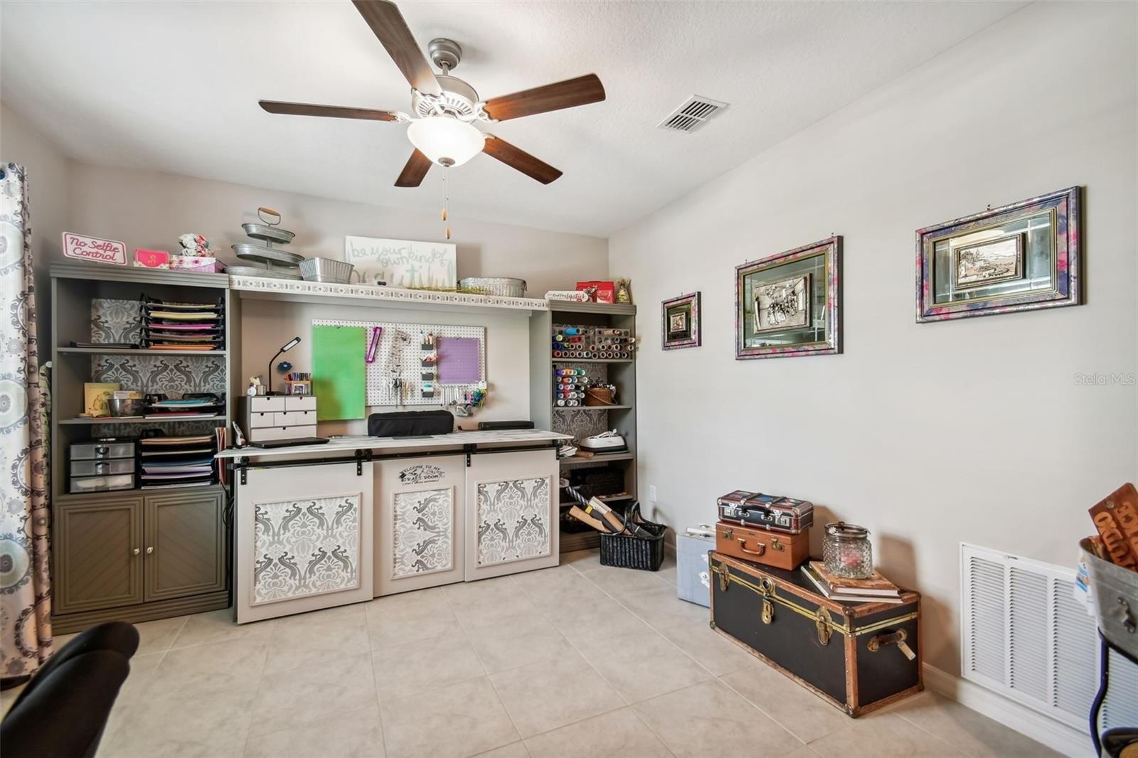 King Creek Dr, Sun City Center, FL 33573