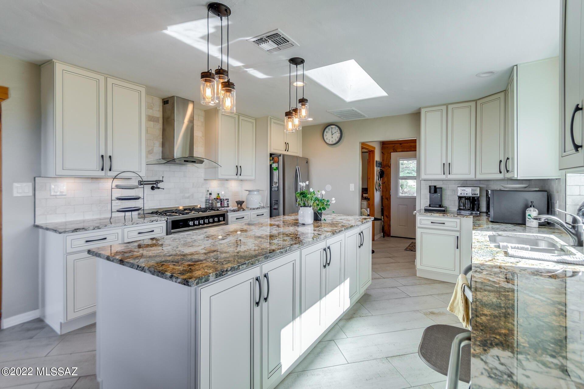 E Camino Aurelia, Vail, AZ 85641