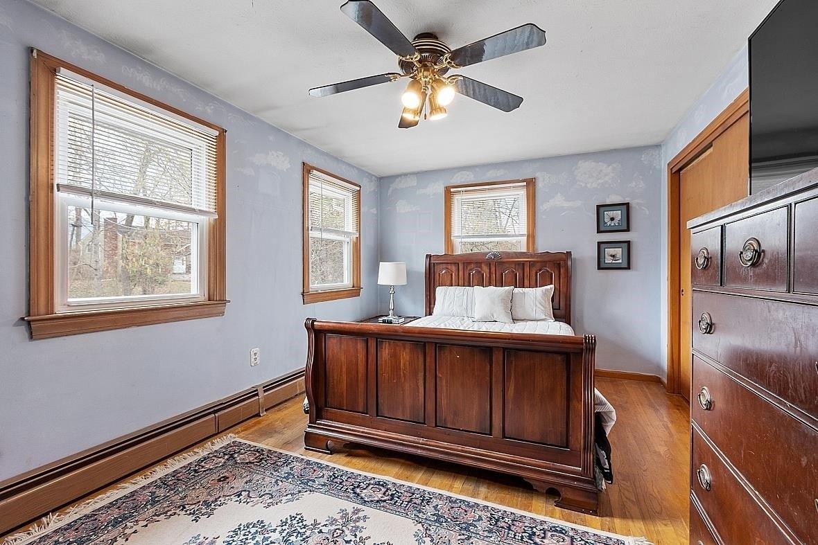 Barkland Dr, Derry, NH 03038