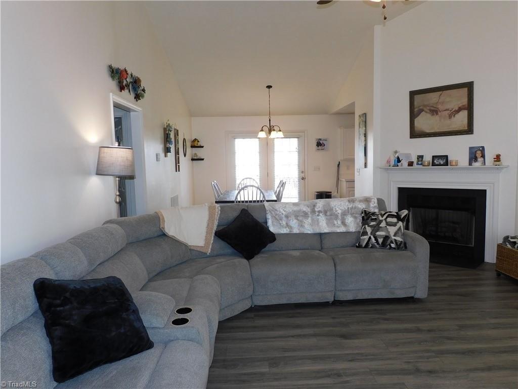 Sterling Ridge Dr, Archdale, NC 27263