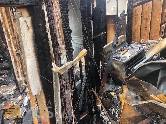 Denny Dr, Atlanta, GA 30349