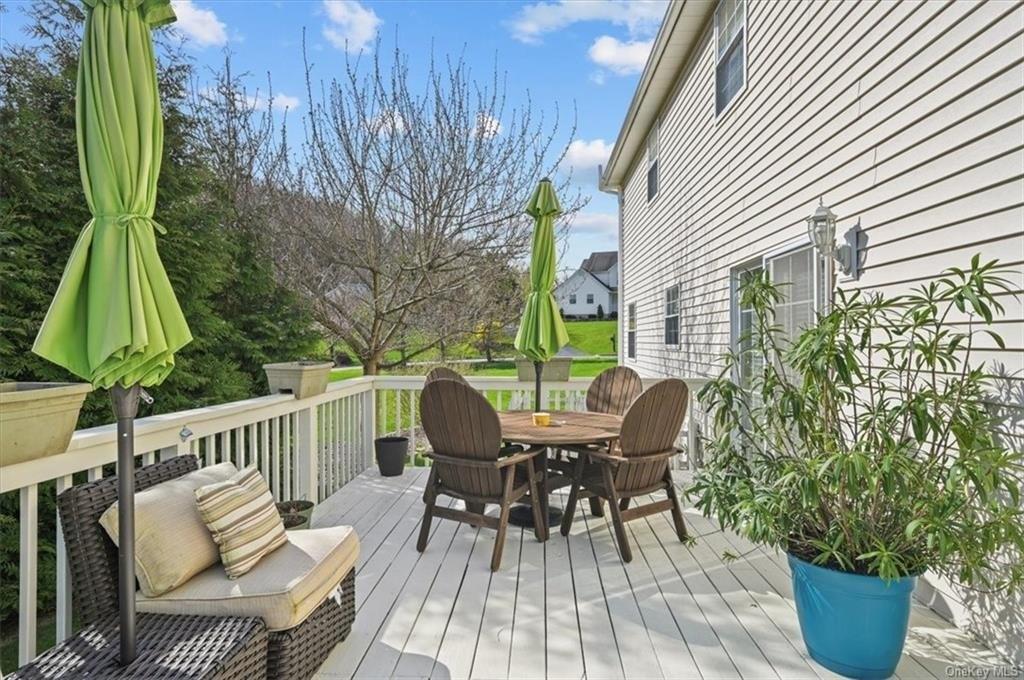 Pewter Cir, Chester, NY 10918