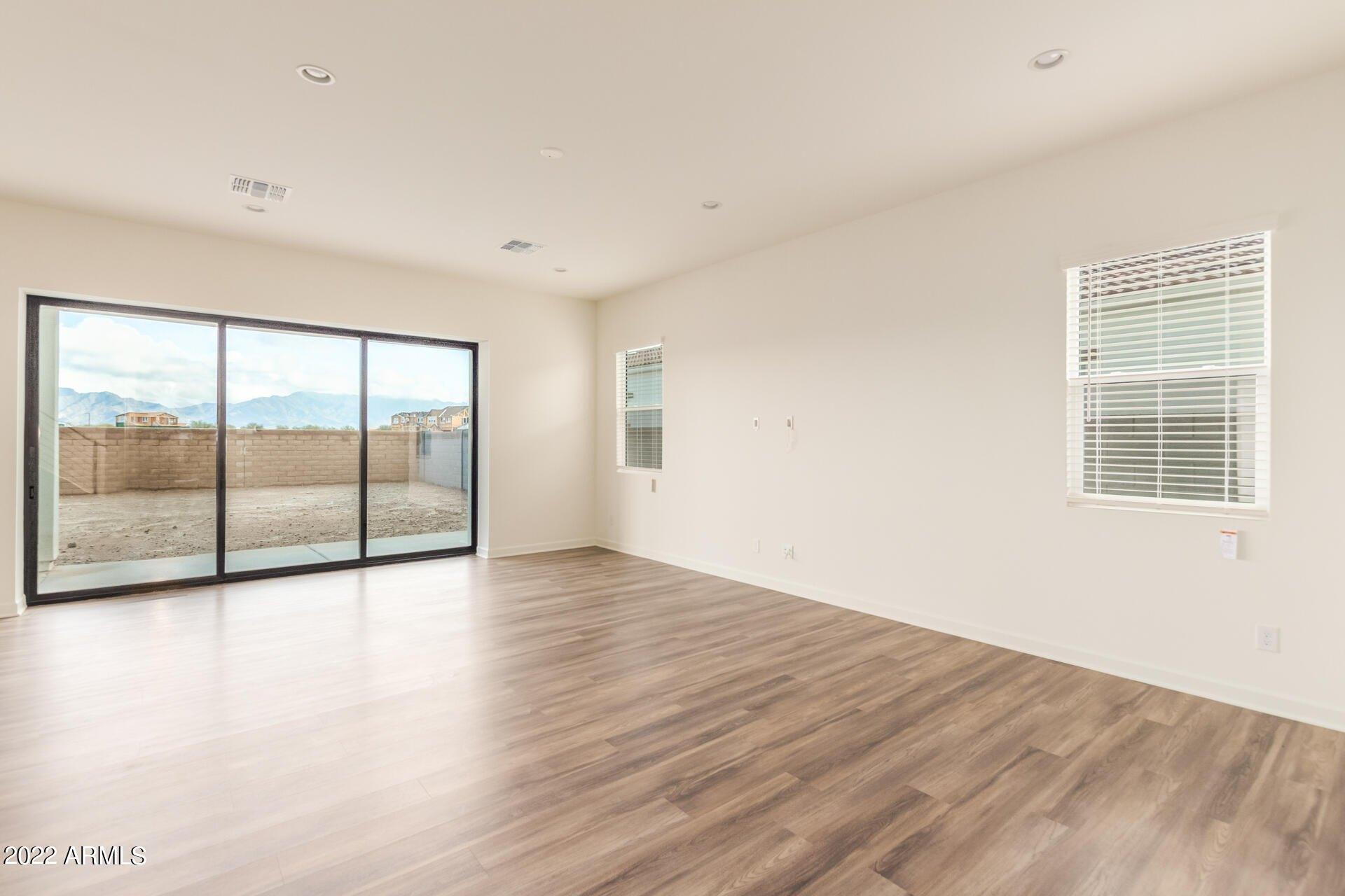 S 181st Ln, Goodyear, AZ 85338