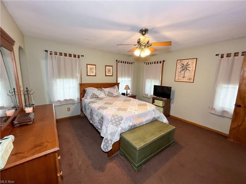 E Rockwell Rd, Youngstown, OH 44515