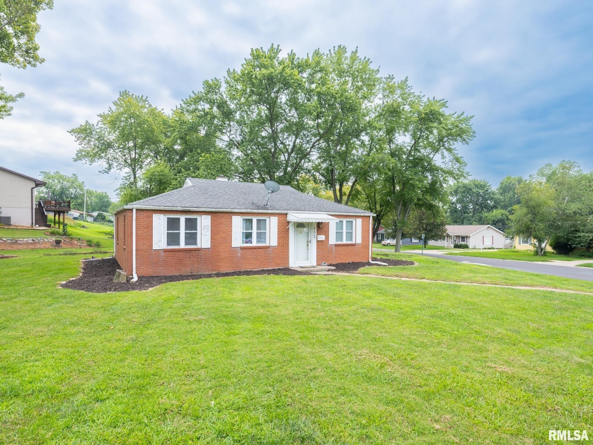 Sangamon Rd, Marquette Heights, IL 61554
