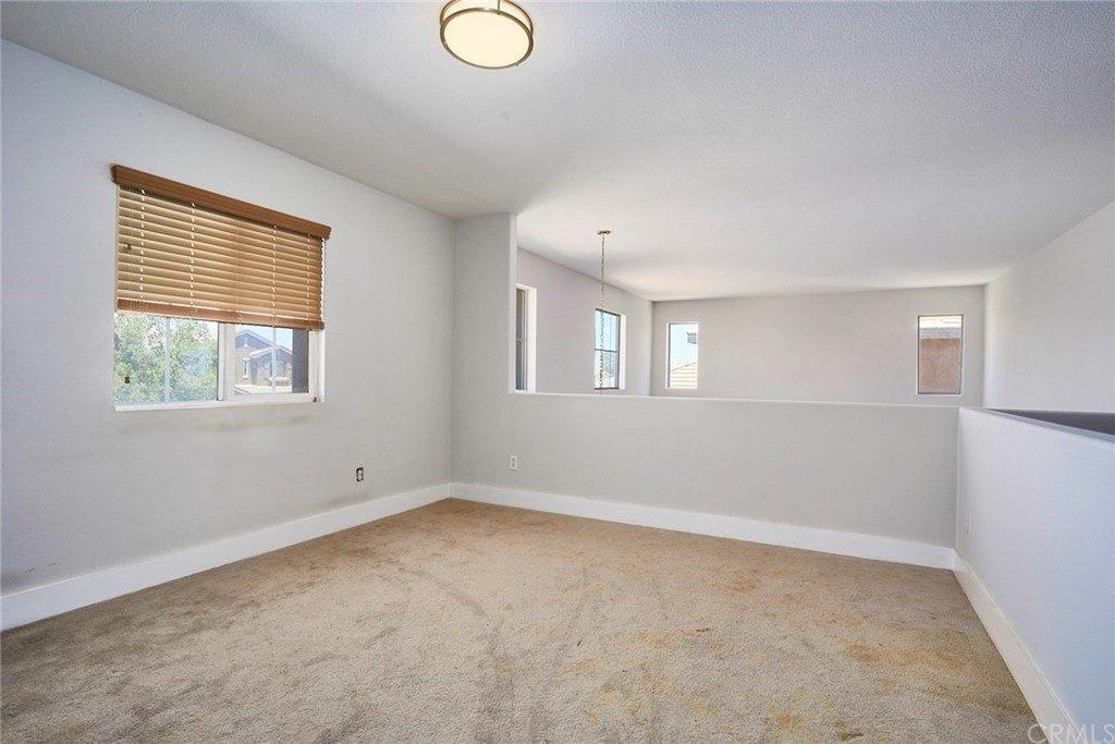 Thrush Ct, Victorville, CA 92394