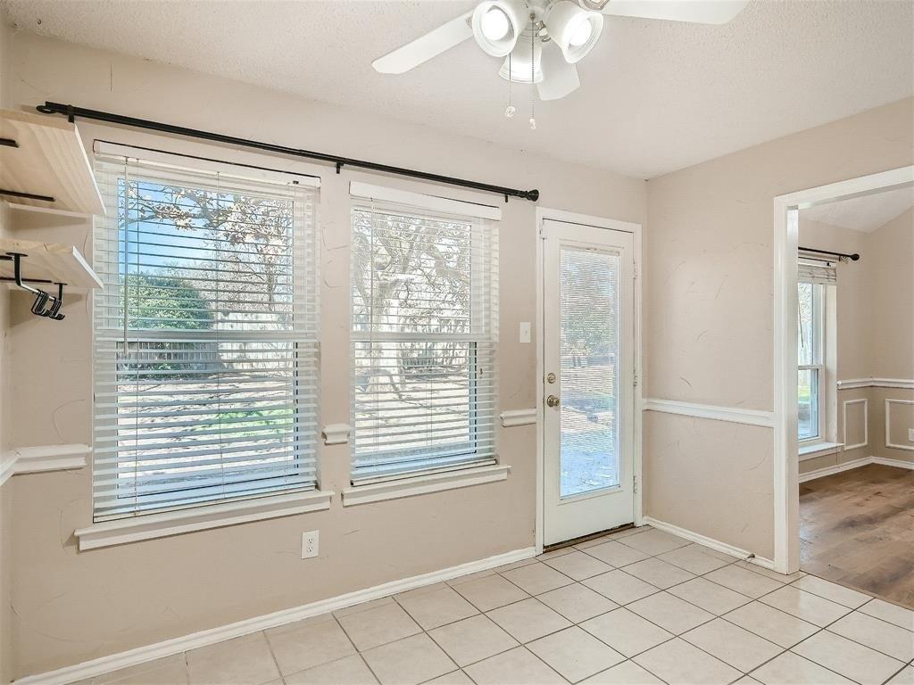 Satinwood Ct, Arlington, TX 76001