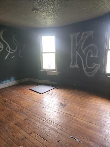 Garfield Ave, Kansas City, MO 64127