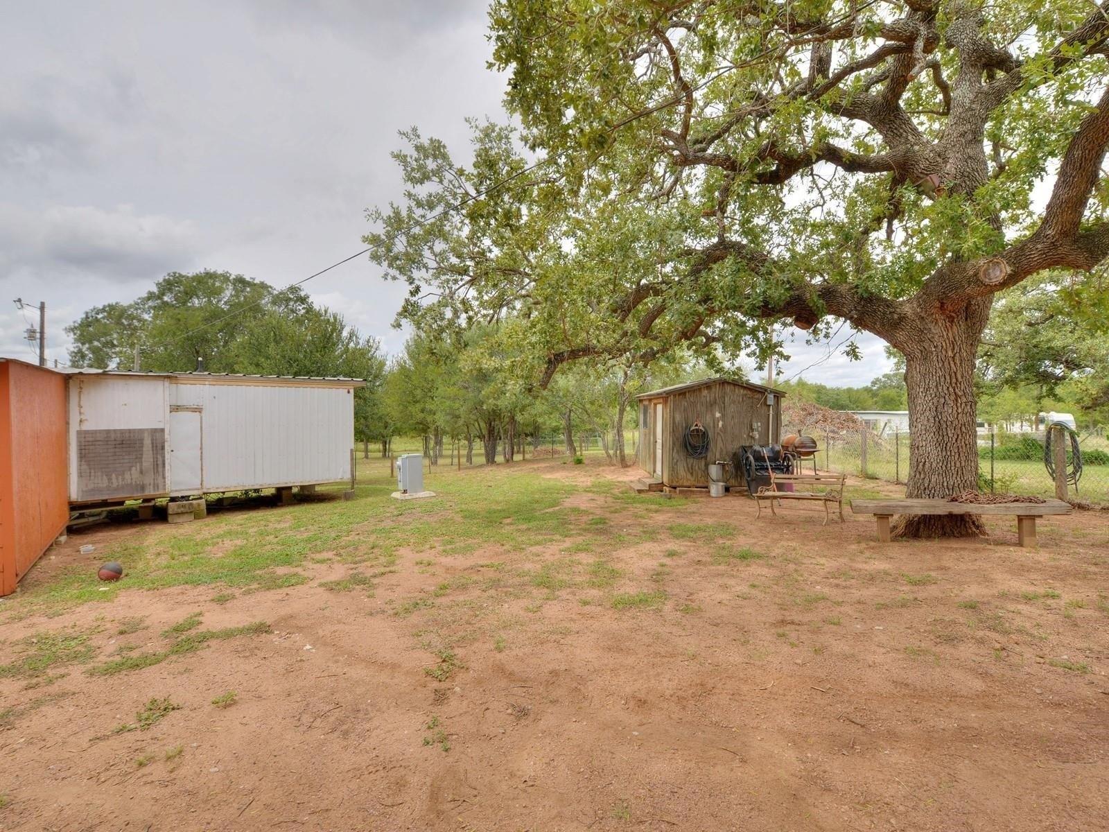 Dilley St, Kingsland, TX 78639