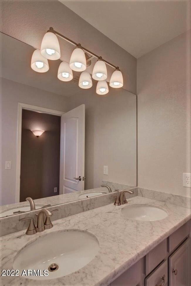 E Robin Ln, Phoenix, AZ 85050