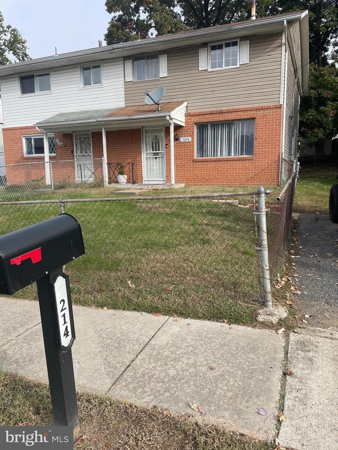 G St, Capitol Heights, MD 20743
