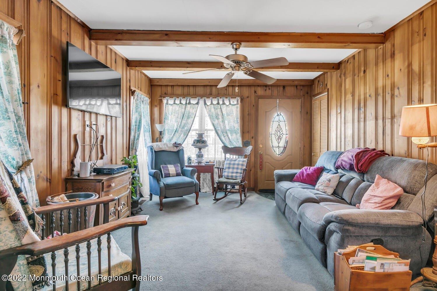 Curtis Pl, Manasquan, NJ 08736