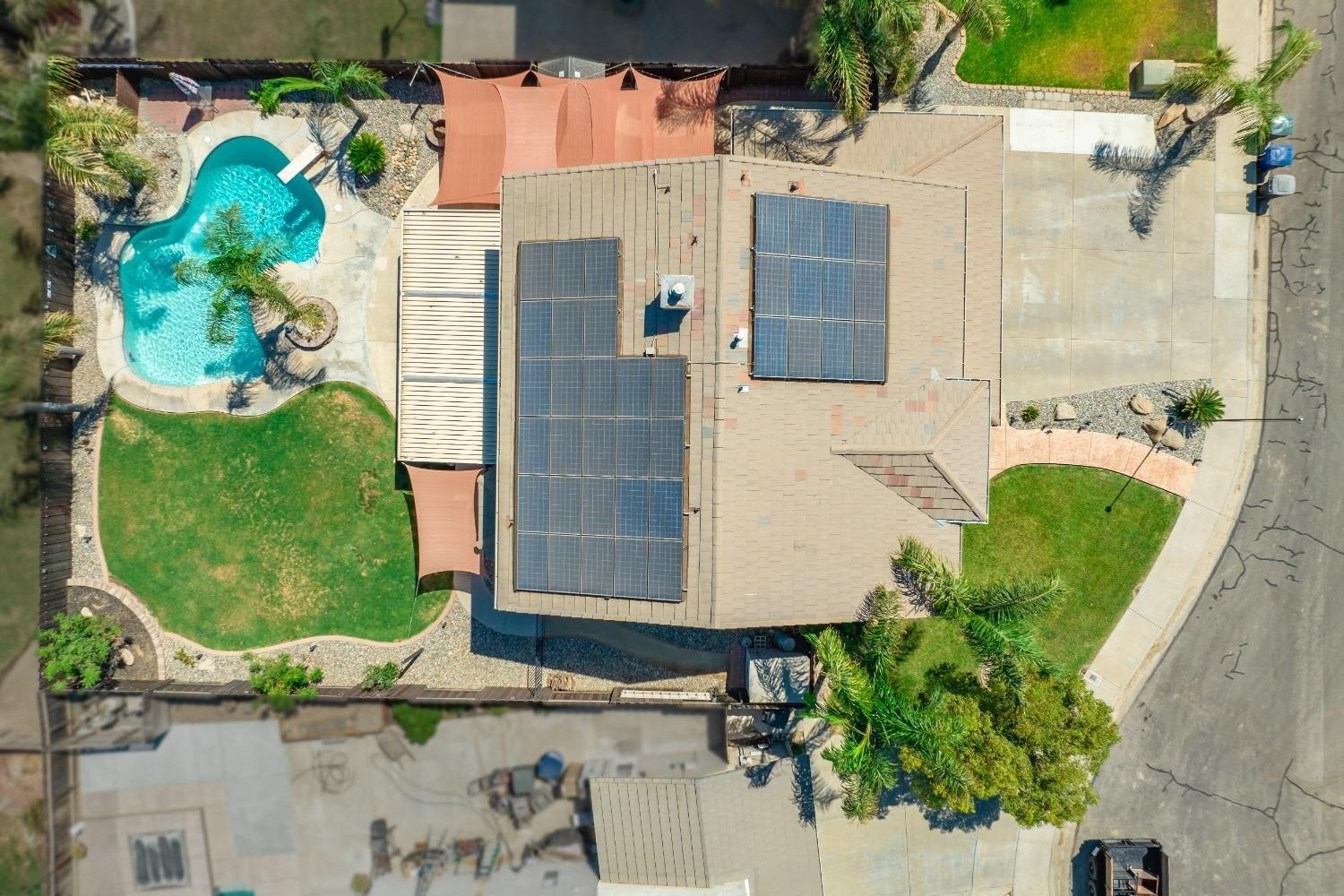 W Sandstone Ct, Hanford, CA 93230