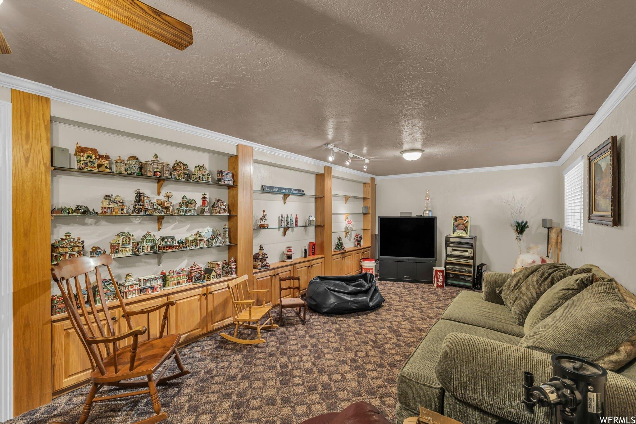 S Marianna Dr, Taylorsville, UT 84129