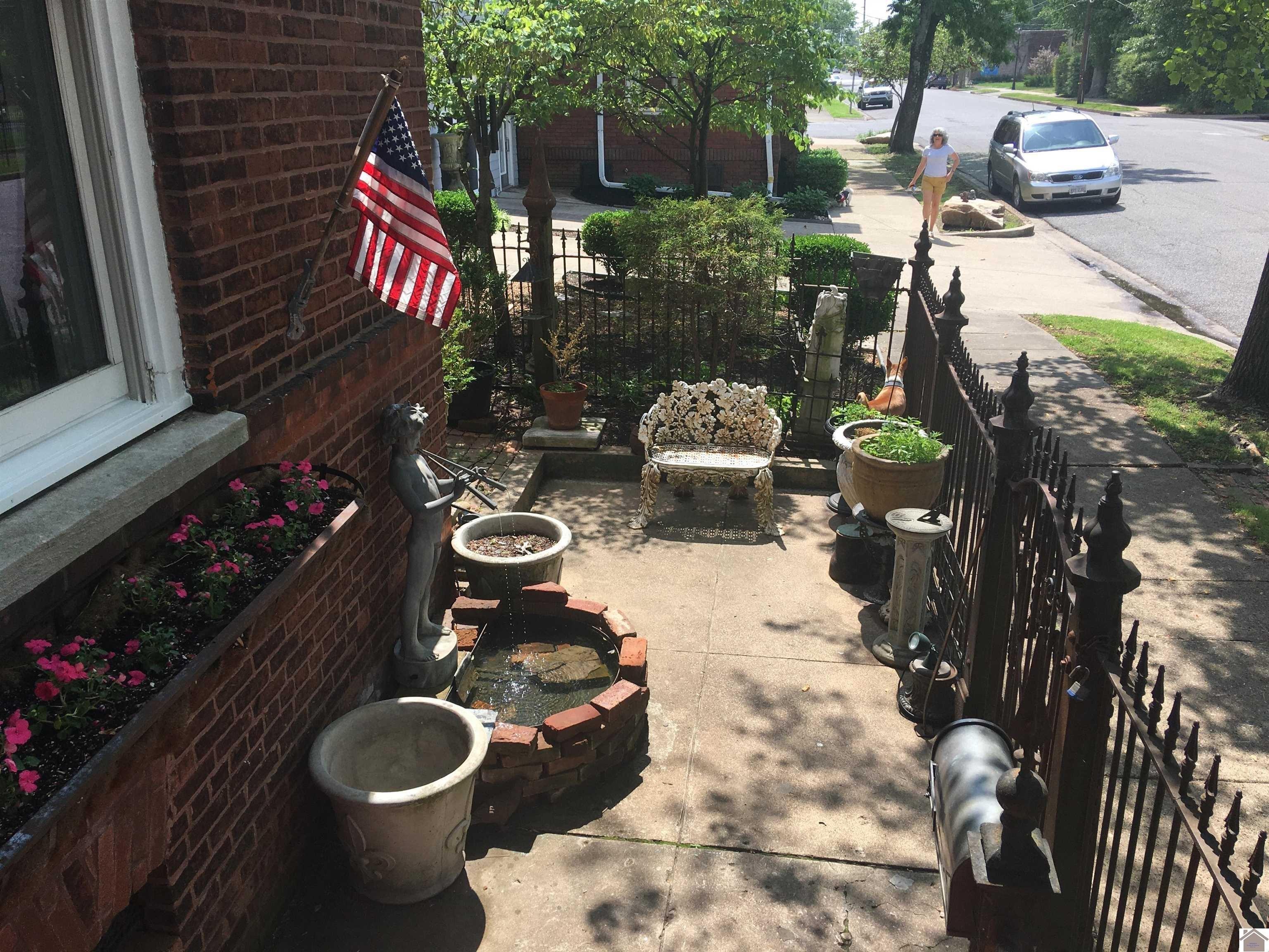 Madison St, Paducah, KY 42001