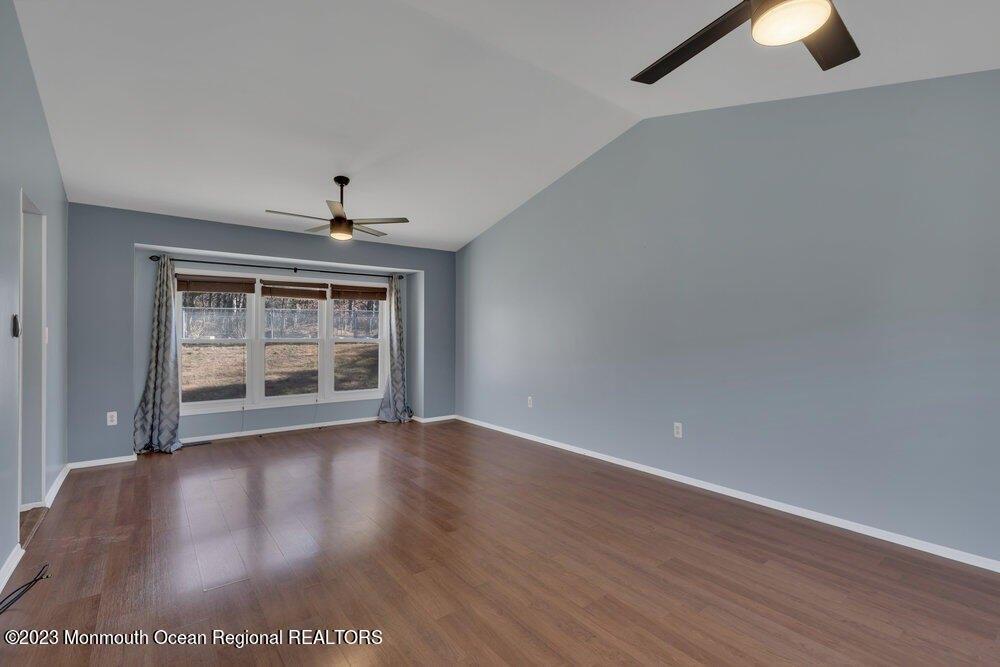 Alcan Dr, Menasha, WI 54952