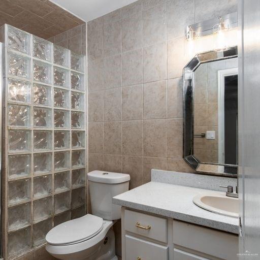 N Flores St, Edinburg, TX 78541