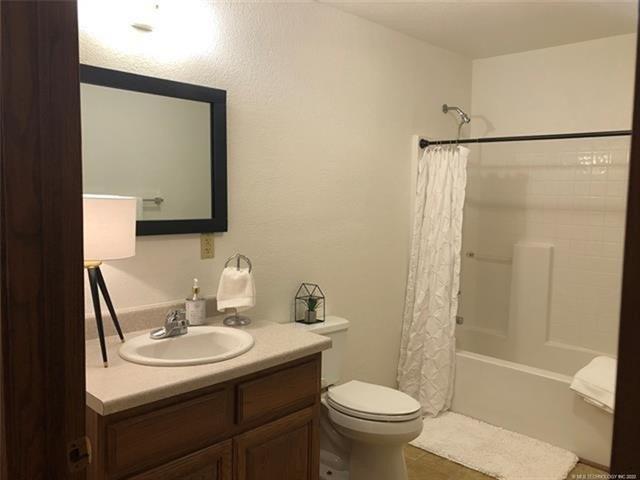 S 42nd West Ave, Tulsa, OK 74132