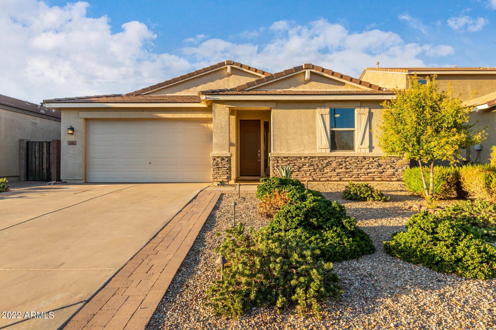W Blue Ridge Dr, San Tan Valley, AZ 85140