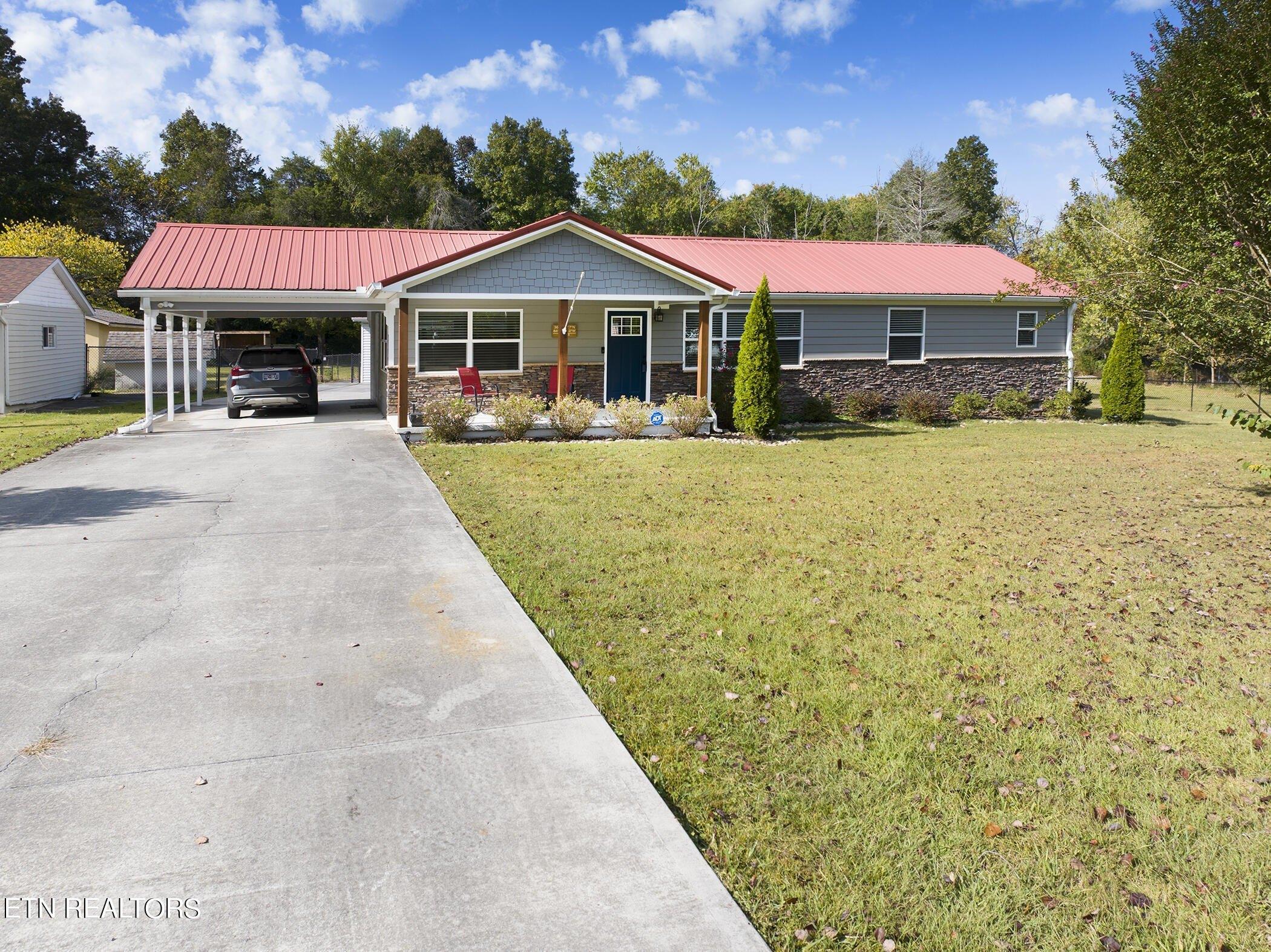 Joyce Ln, Powell, TN 37849