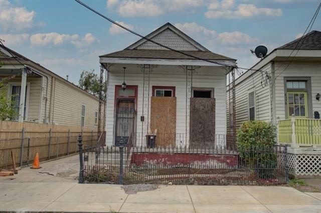 Jeannette St, New Orleans, LA 70118