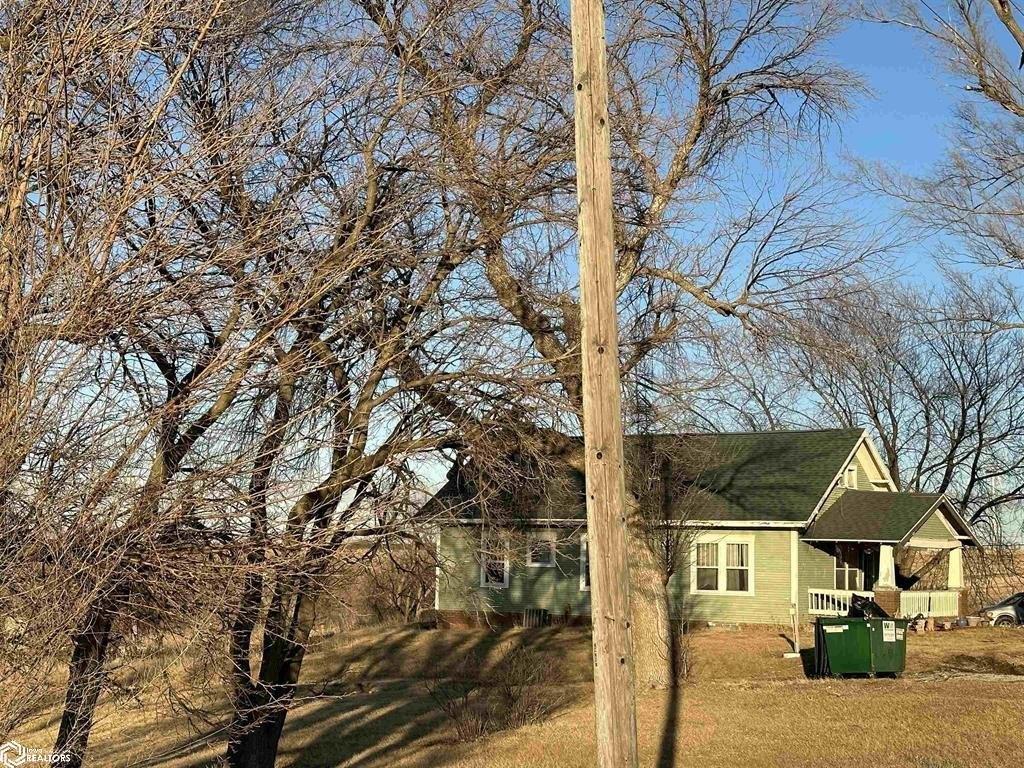 180th St, Creston, IA 50801