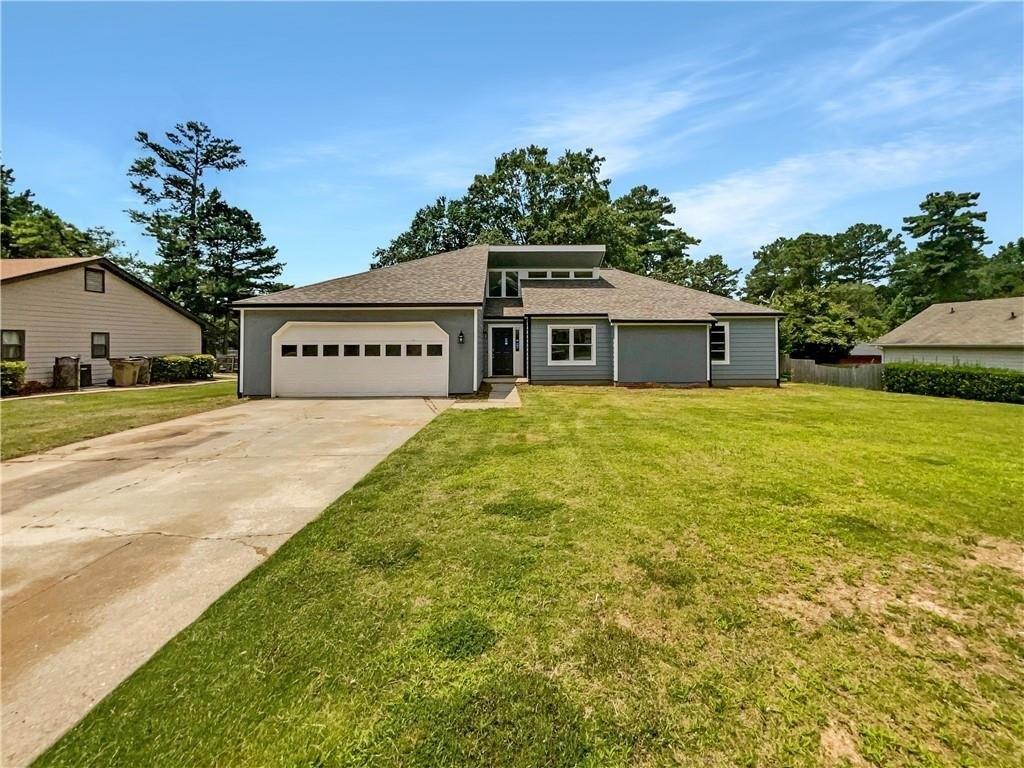 Peppertree Dr, Jonesboro, GA 30238