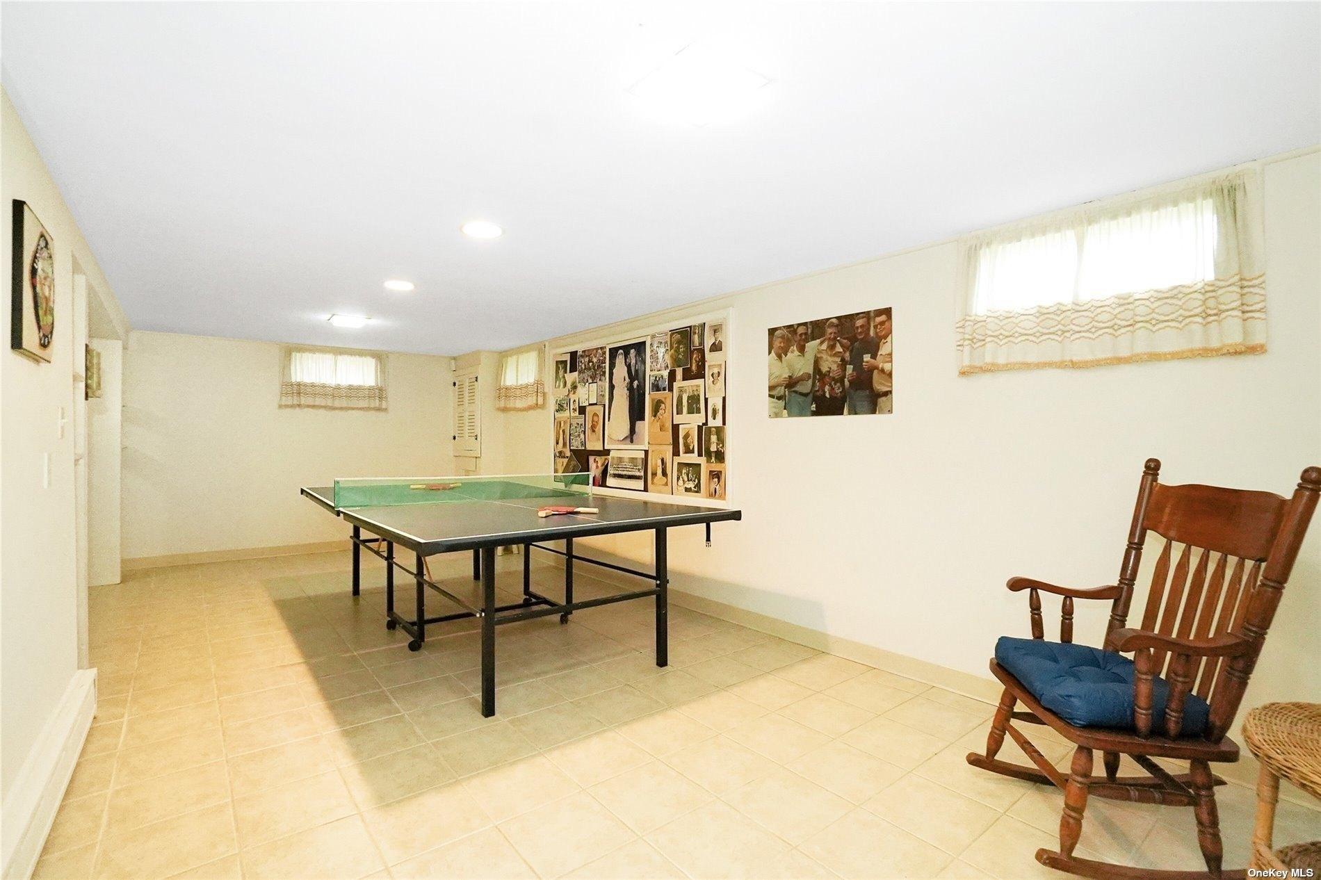 Milligan Ln, West Islip, NY 11795