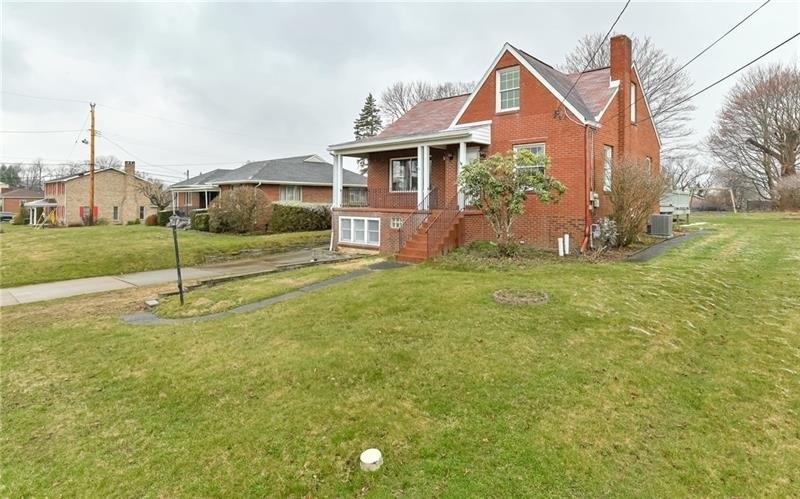 Ridge Rd, Ambridge, PA 15003