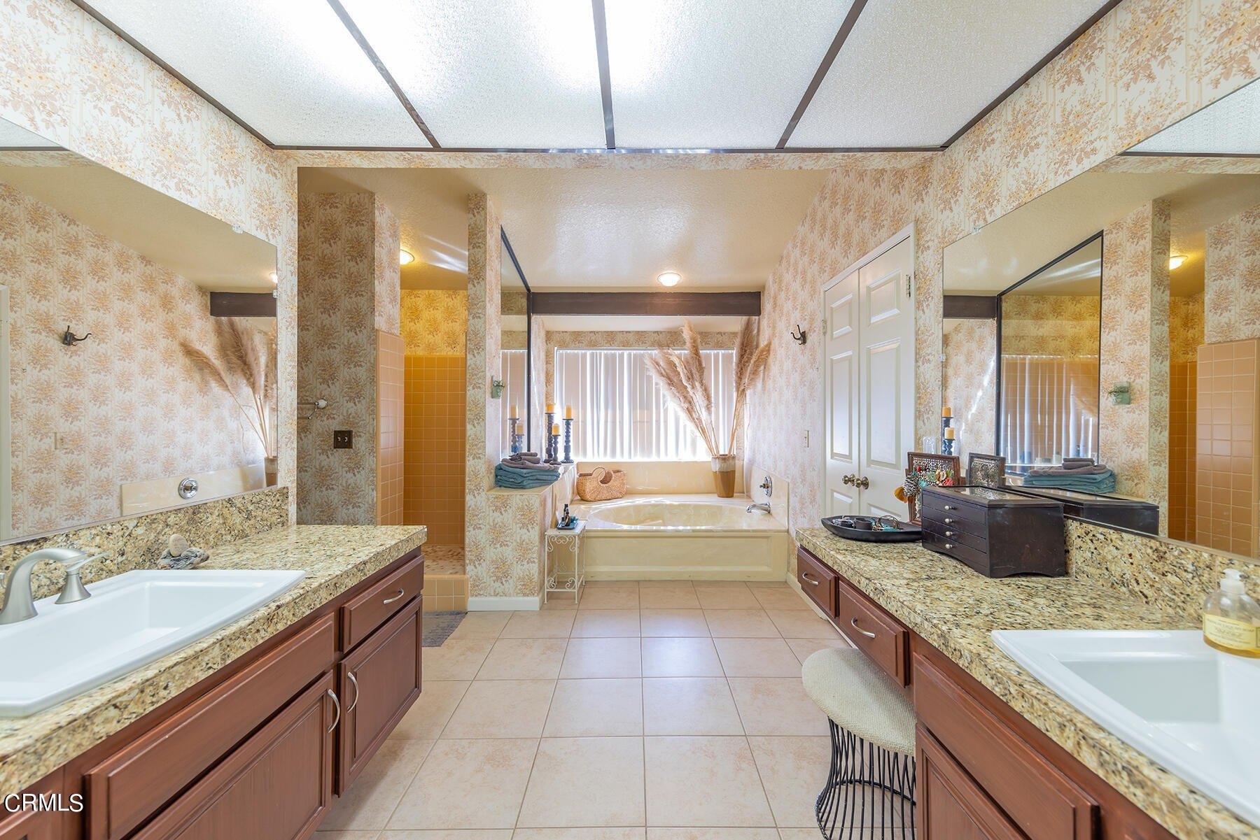 Serenidad Pl, Oak View, CA 93022