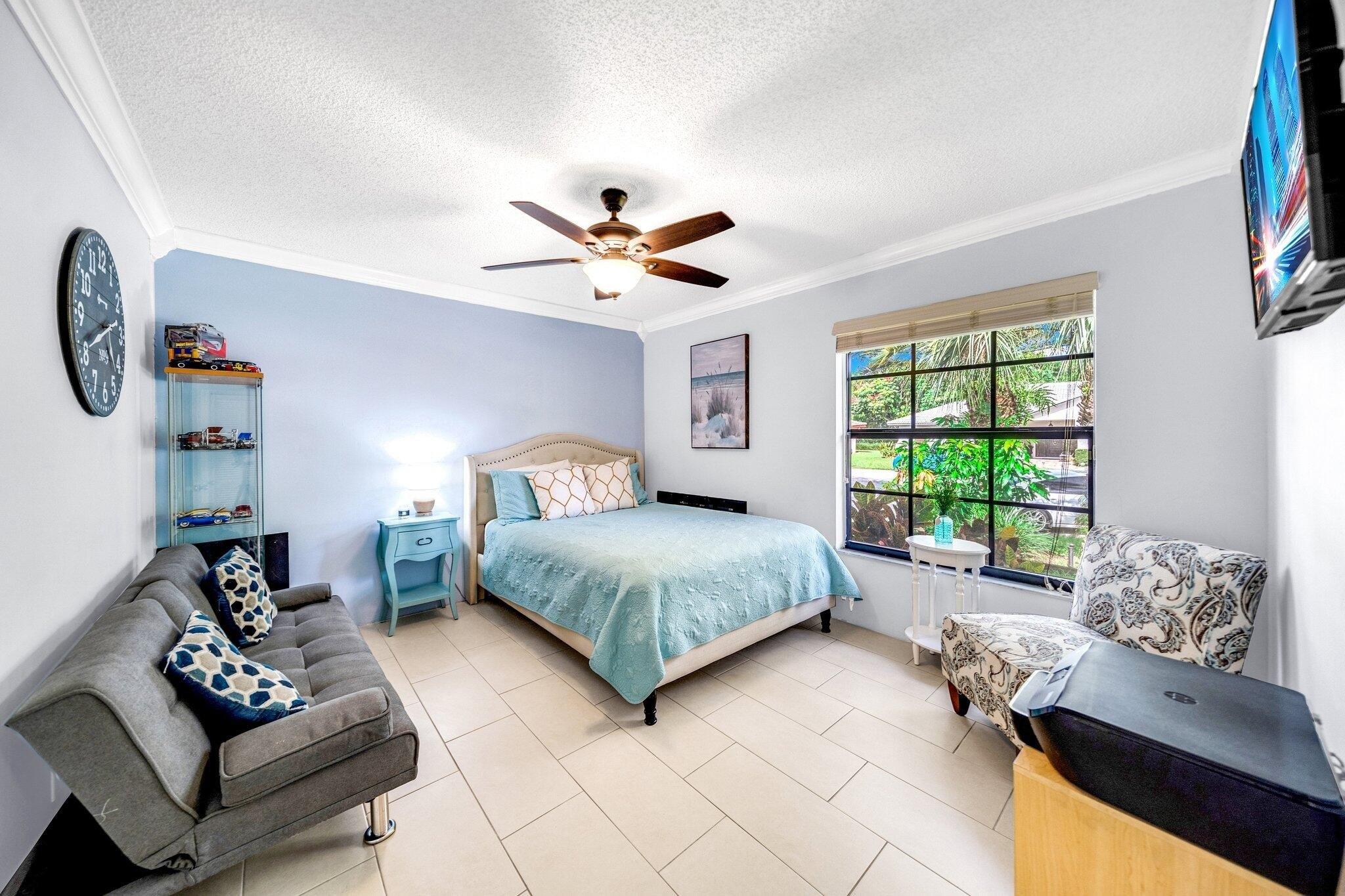 Nw 72nd Dr, Coral Springs, FL 33065