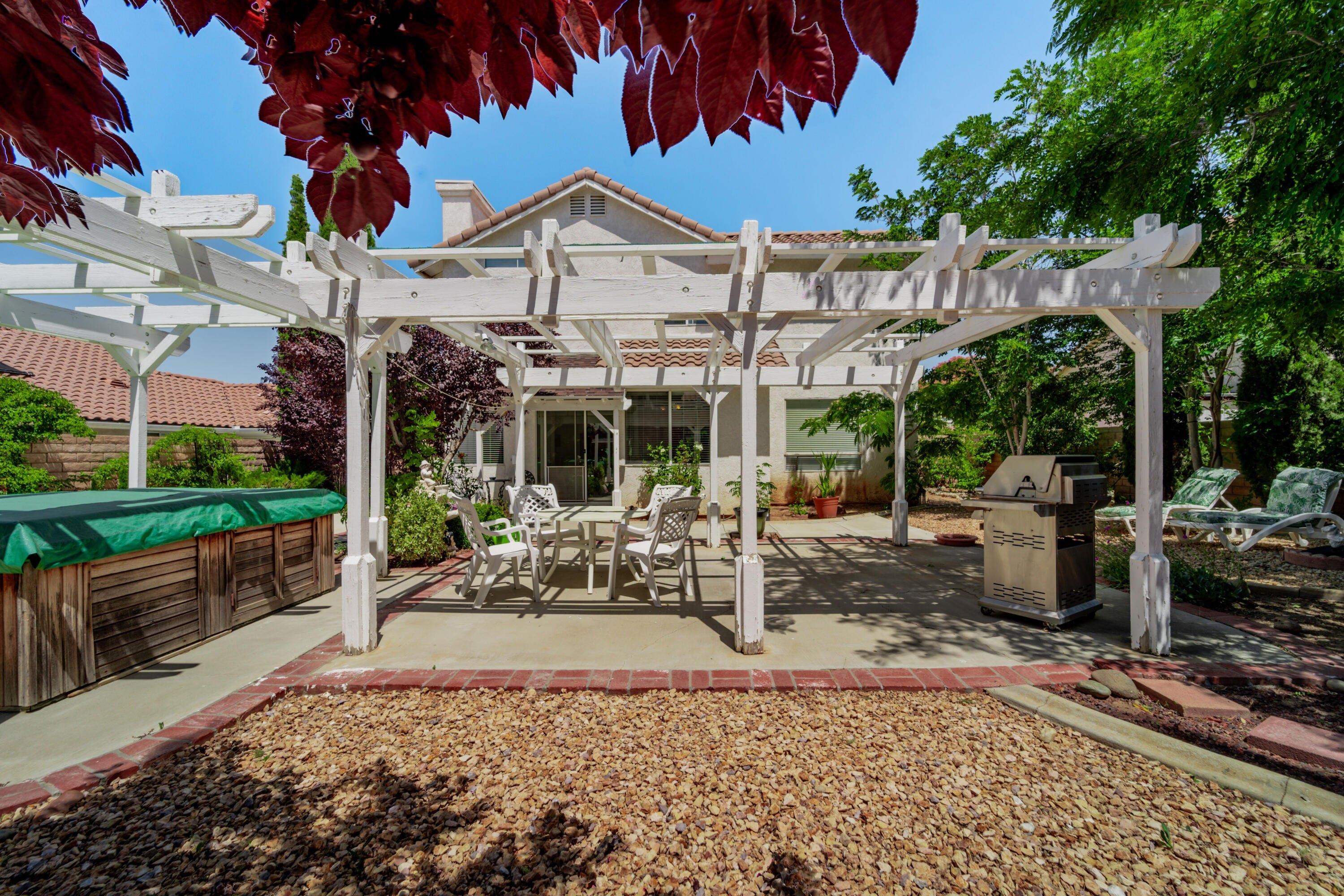 Milan Dr, Palmdale, CA 93551