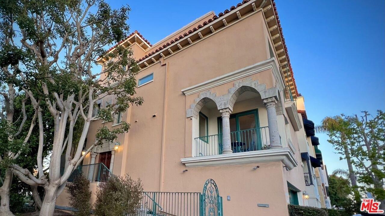 Pacific Ave, Marina Del Rey, CA 90292