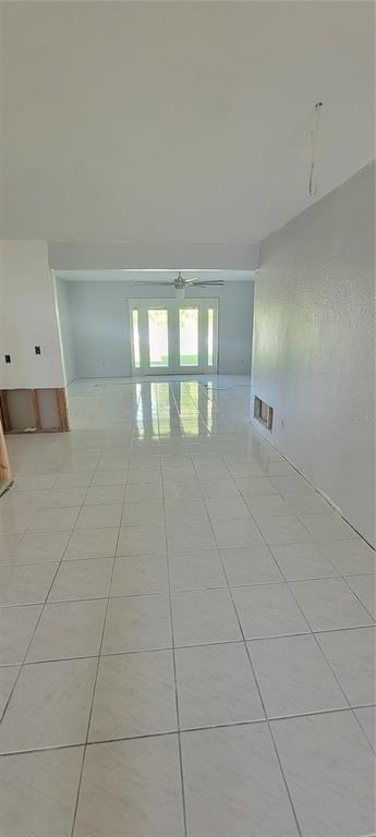 Jersey St Ne, Saint Petersburg, FL 33703
