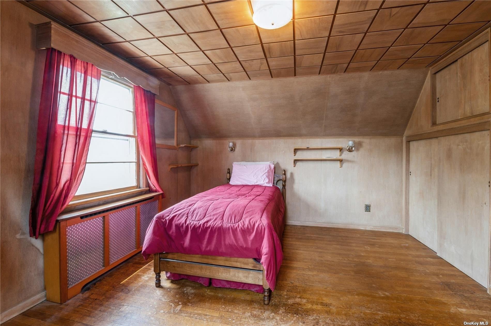 Arthur St, West Hempstead, NY 11552